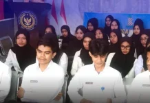 Puluhan Peserta Magang Kemenaker Bapas Baubau Diedukasi Kabapas