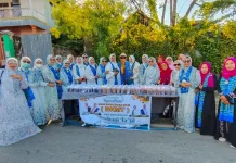 BKMT Baubau Awali Berbagi Takjil di Batupoaro