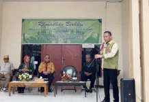 Disperkimtan dan Pengembang Perumahan Baubau Bagikan Ribuan Karung Beras