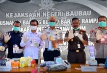 Penegak Hukum di Baubau Musnahkan Barang Bukti Tindak Pidana