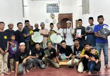 Baubau Scooter Club Tebar Kebaikan Ramadan untuk Masjid