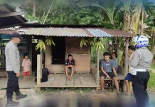 Patroli Door to Door, Polsek Kapontori Perkuat Kamtibmas Berbasis Warga