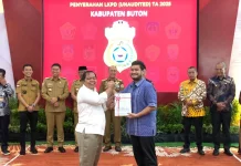 Bupati Buton Tegaskan Transparansi pada Penyerahan LKPD se-Sultra