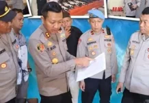 Kapolres Buton Utara Periksa 120 Pucuk Senjata Api