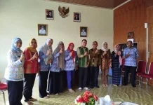 DPPKB Kolaka Timur Pelajari Pengelolaan Kampung KB di Baubau