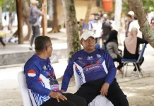 Bupati Adios Dukung Gerakan Hemat Energi di Gowes HUT Sultra
