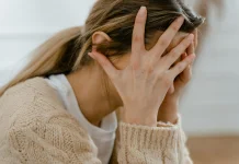 Cara Efektif Mengelola Kecemasan di tengah Tekanan Stres