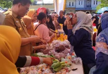 Warga Baubau Serbu Gerakan Pangan Murah