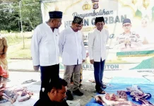 Polres Buton Tebar Kepedulian, Kurban Sebelas Ekor Sapi