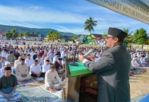 Azhari Komitmen Wujudkan Buton Tengah Kota Santri dan Pendidikan
