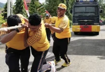 Perkuat Sinergi TNI-Polri, Polres Buton Gelar Lomba Tarik Water Cannon