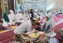 KUA Wolio Hidupkan Tradisi Pakandeana Anaana Maelu, 105 Anak Yatim Terima Santunan