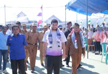 Momentum HUT Desa Lambusango Timur, Bupati Silaturahmi dengan Warga