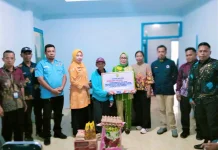 Pemkot Baubau Salurkan Bantuan Pangan Stimulan 30 Keluarga Rentan