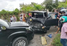 Fortuner Tabrakan dengan Pickup Tangki Air, Dua Orang Terluka