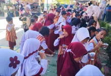 UMI Amal Senyuman Sasar Empat Kecamatan, Gratiskan Perawatan Gigi Warga Baubau