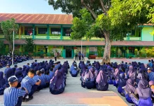 Polres Baubau Tanamkan Budaya Tertib Lalu Lintas Pelajar MTs