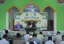 Buya Yahya Ajak Perkuat Iman dalam Safari Dakwah di Buton