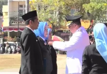 Tiga ASN Pemkot Baubau Terima Satyalancana Karya Satya di HUT ke-81 RI