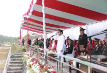 Bupati Buton Pimpin Khidmatnya Upacara HUT ke-81 Republik Indonesia