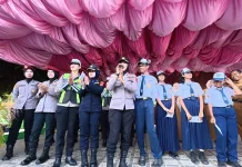 Sambut HUT ke-78, Polwan Polres Baubau Ajak Pelajar Jauhi Kenakalan Remaja