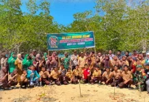 Kodim Bombana Tanam Mangrove Peringati HUT TNI Ke-81