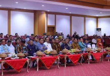 Bupati Bombana Dorong Percepatan Program Listrik Desa