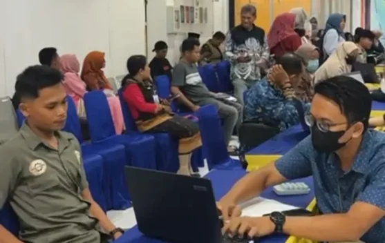 Ngabuburit Spectaxcular, Ratusan Warga Baubau Terbantu Lapor SPT