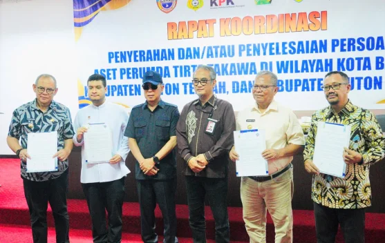 Permudah Proses Penyerahan Aset PDAM, Sikap Bupati Alvin Tuai Pujian