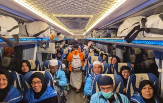 Jemaah Haji Gelombang Pertama Mulai Kembali ke Tanah Air