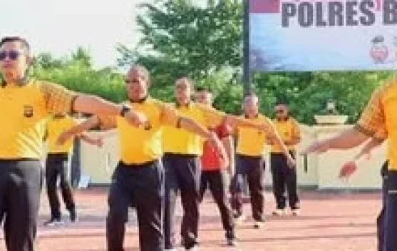Bangun Soliditas Polres Butur Olahraga Bersama Bhayangkari
