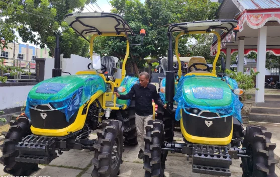 Terima Sembilan Alsintan, Baubau Siap Dongkrak Produksi Pertanian
