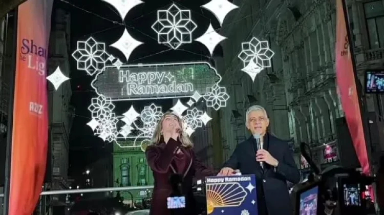 Sambut Ramadan 2026, Kota London Dihiasi 30 Ribu Lampu LED