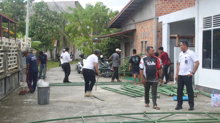 Sambut Ramadan, Lapas Bengkalis Bersihkan Masjid