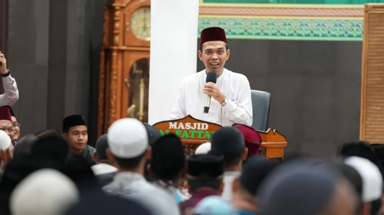 Penuh Hikmah Ramadan Bupati Siak Subuh Bersama UAS