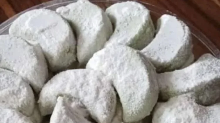 Rahasia Lembutnya Putri Salju di Hari Lebaran