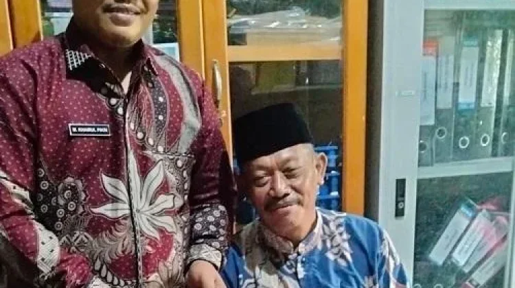 Penyuluh KUA Bantan Salurkan Qimat Zakat ke Sejumlah Desa