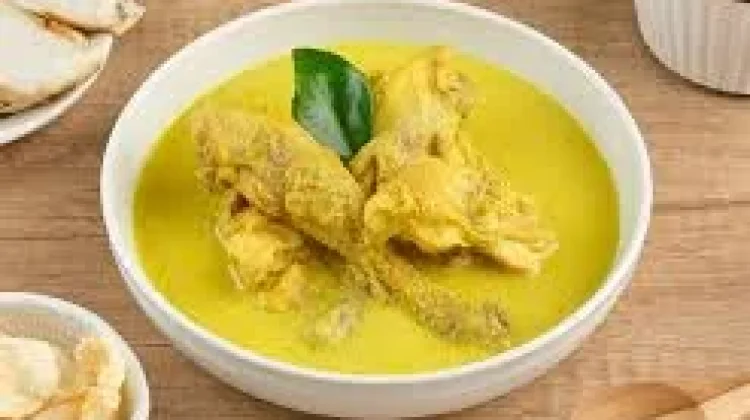 Tips Memasak Opor Ayam Khas Idulfitri, Mudah dan Lezat Bumbu Meresap Sempurna
