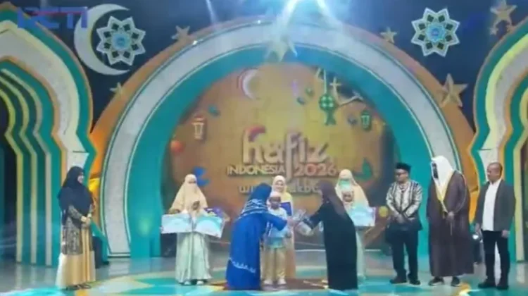 Arminareka Perdana Berangkatkan Umrah Juara Hafiz Indonesia 2026