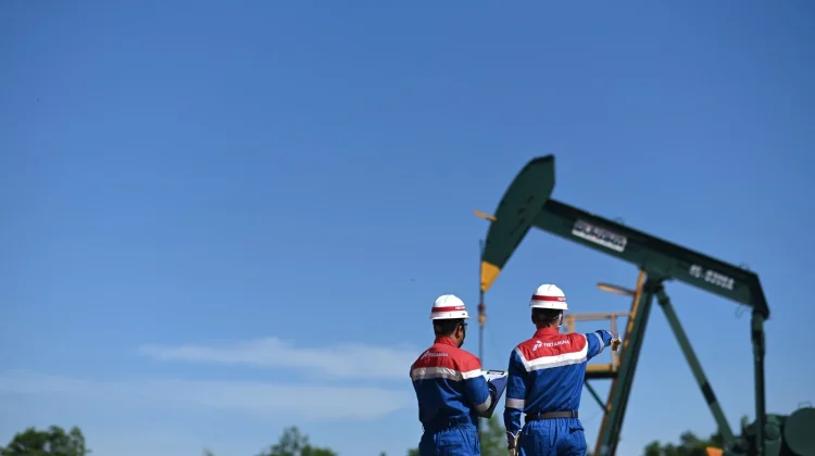 Melawan Kodrat Sumur Tua: Strategi Pengeboran PHR Tahan Laju Penurunan Produksi