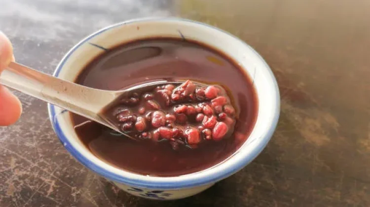 Sup Kacang Merah Fermentasi Hangat untuk Pencernaan
