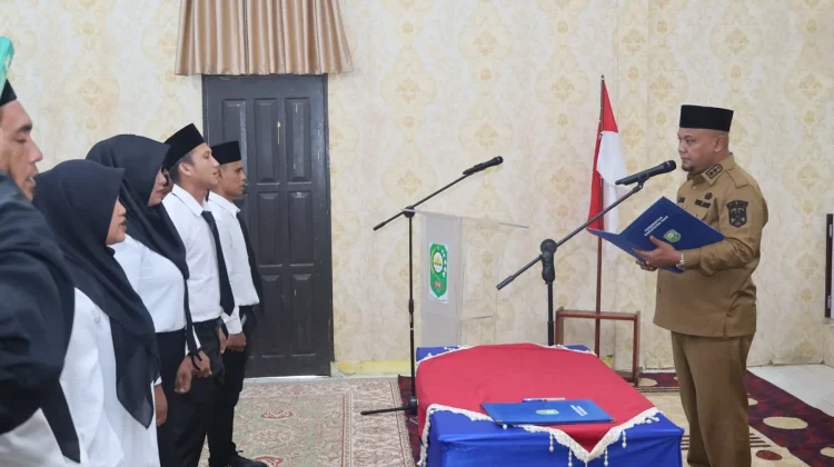 Wabup Siak Lantik PAW Bapekam Sungai Mandau