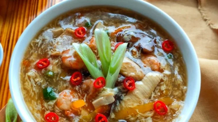 Sup Szechuan, Kuliner Pedas Khas Tiongkok yang Menghangatkan