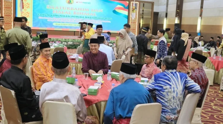 Wabup Meranti Hadiri Halal Bihalal FKMPR Riau