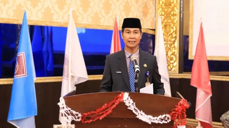 Sekda Meranti Tekankan Peran Lulusan Sebagai Agen Perubahan