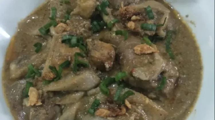Sajian Khas Karo,  Cipera Ayam Jamur yang Gurih dan Kental