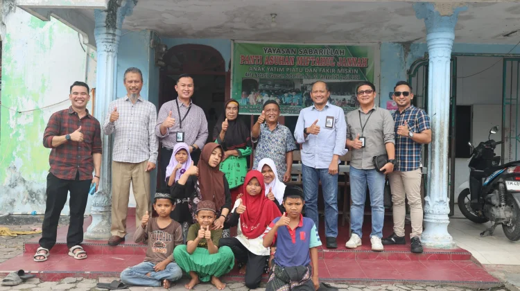 PLN Salurkan Donasi Serentak di Riau Kepri
