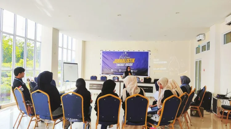 Mahasiswa Polbeng Belajar Bedakan Berita dan Hoaks di Era Media Sosial
