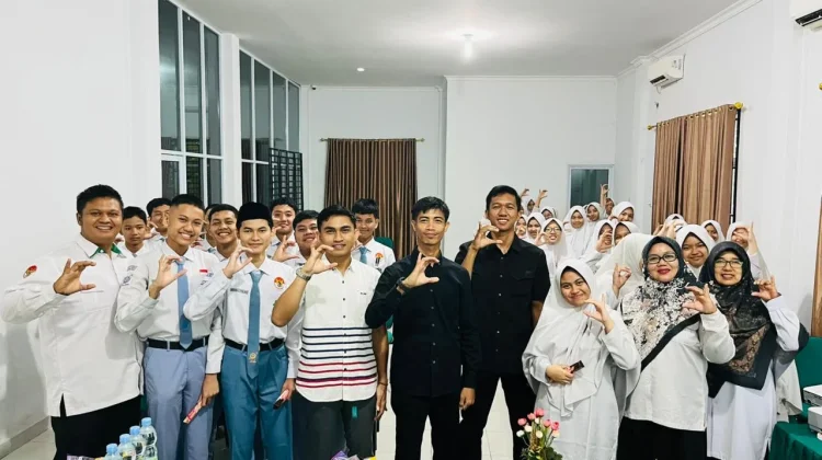 Densus 88 Edukasi Siswa MAN IC Siak tentang Bahaya Intoleransi dan Radikalisme