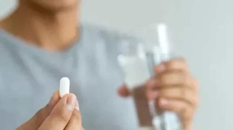 Alasan Obat Sebaiknya Dikonsumsi setelah Makan